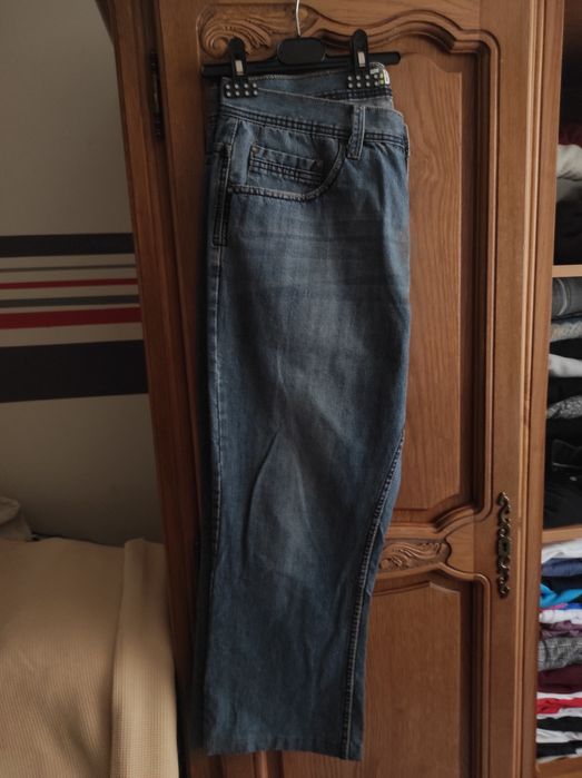 Pantalon blugi, diferite marimi, diferite modele