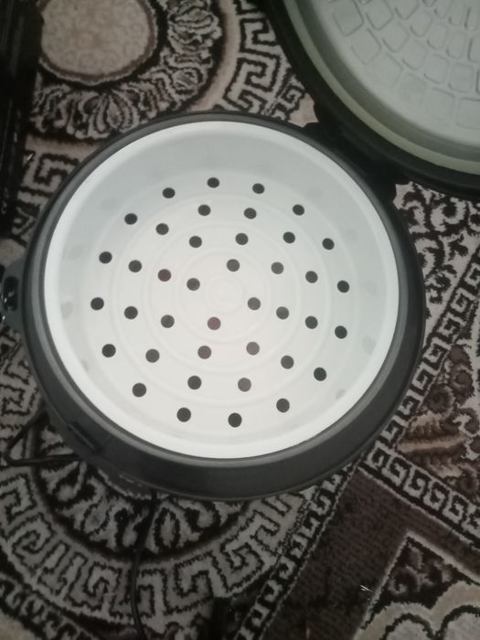 Мультиварка  срочно срочно