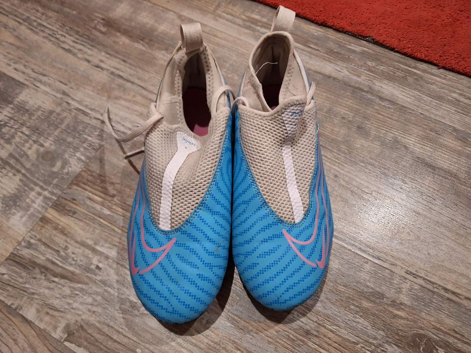 Продавам детски бутонки