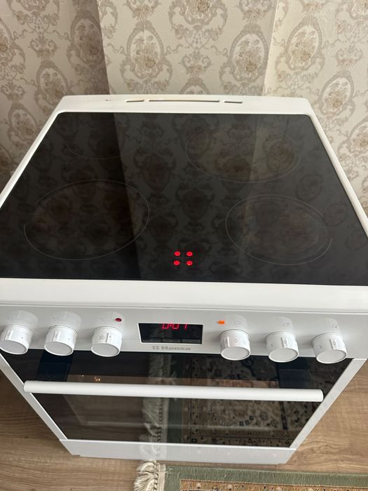 Стеклокерамическая плита “Hansa” 60/60