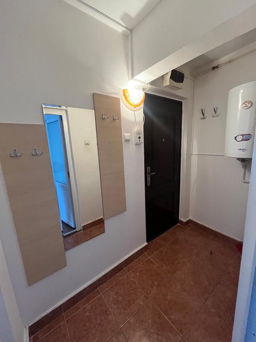 Garsoniera Pitesti Războieni