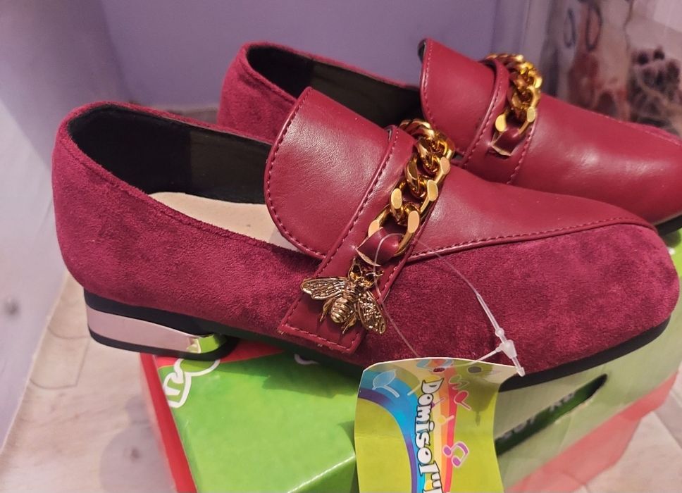 Детская обувь новая 34р,32р