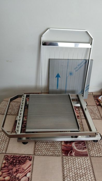 Chitară de tăiat prăjituri