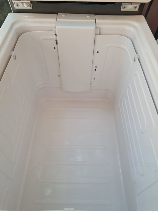 Хладилник-фризер 12  24, 220 волта ENGEL