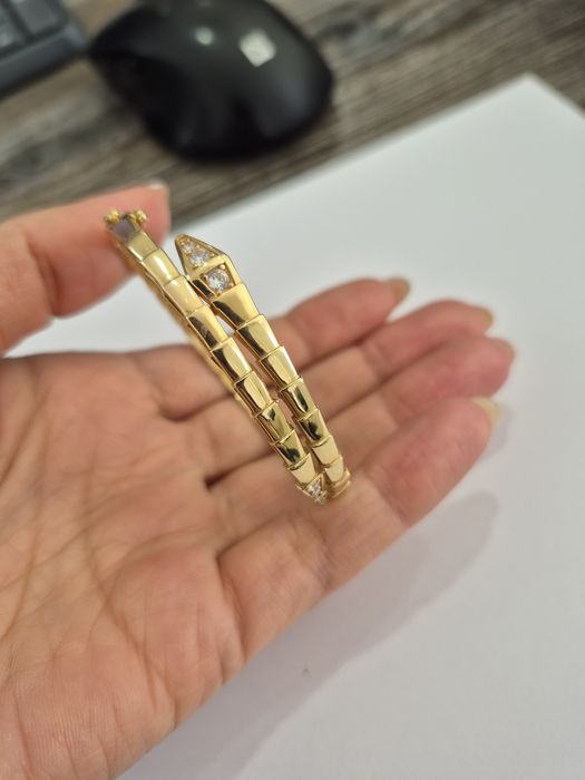 Продам золотой  браслет