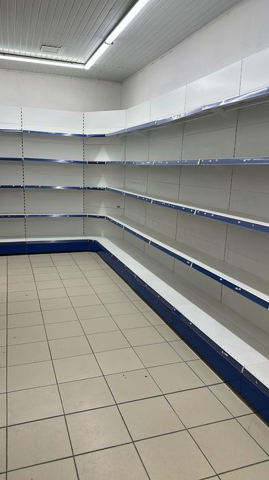 Ресепшен сатылады столымен бірге