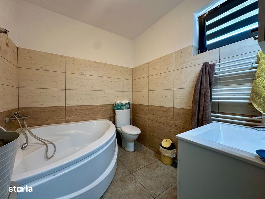 Apartament 2 cam Bucium,Str.Fermei,61 mp