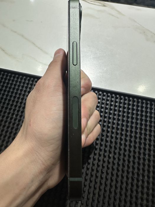 iphone 13 —————-