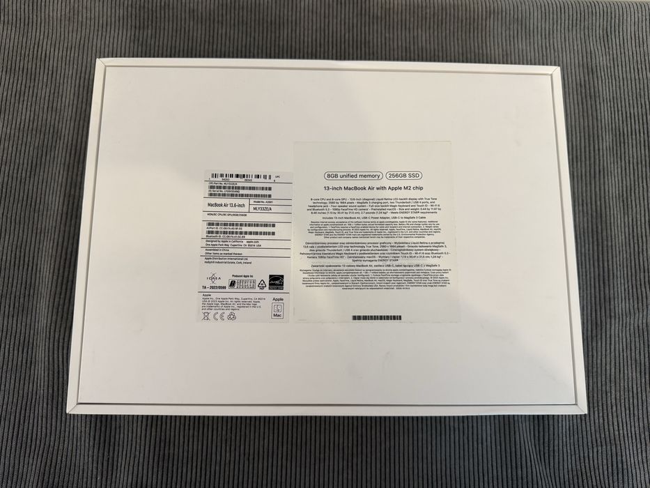 НОВ!!! MacBook Air M2 (midnight blue) - чисто нов