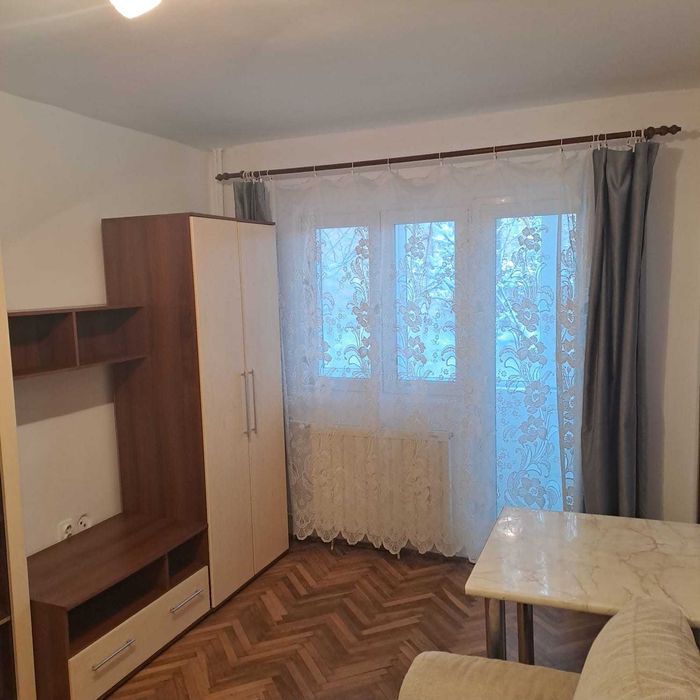 Inchiriez garsoniera confort 1 langa malul Muresului