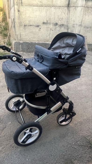 Коляска 2 в 1 в отличном состоянии