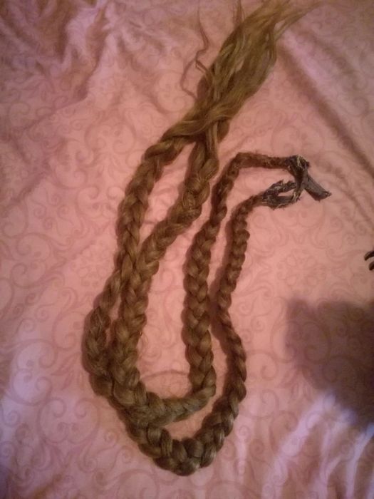 Сурова необработена естествена коса