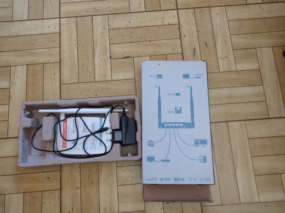 Модем WI-FI 4х портовый новый