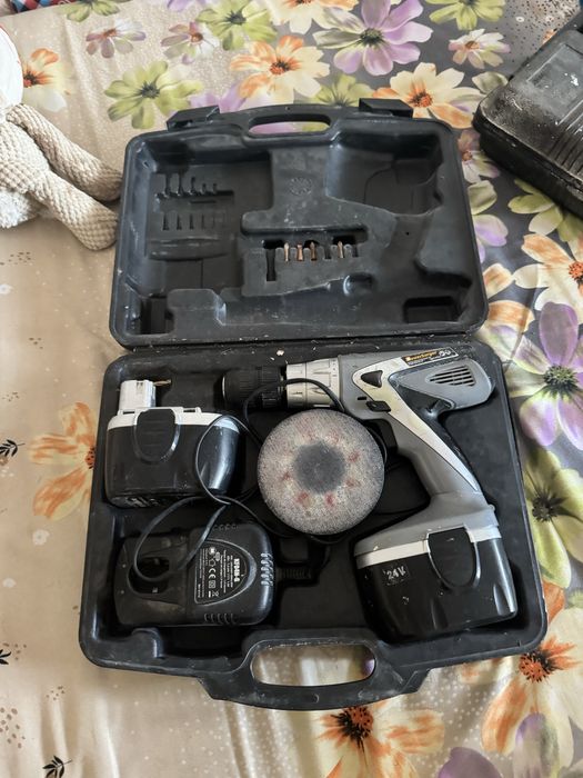 Set filetantă cu percuție necesită baterii noi doar cu ridicare personală