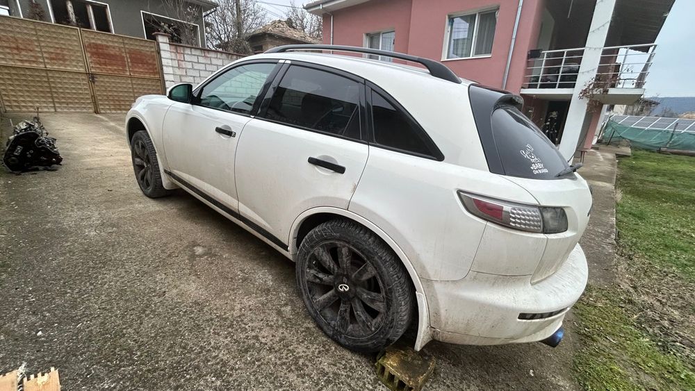 Infiniti Fx35 на части