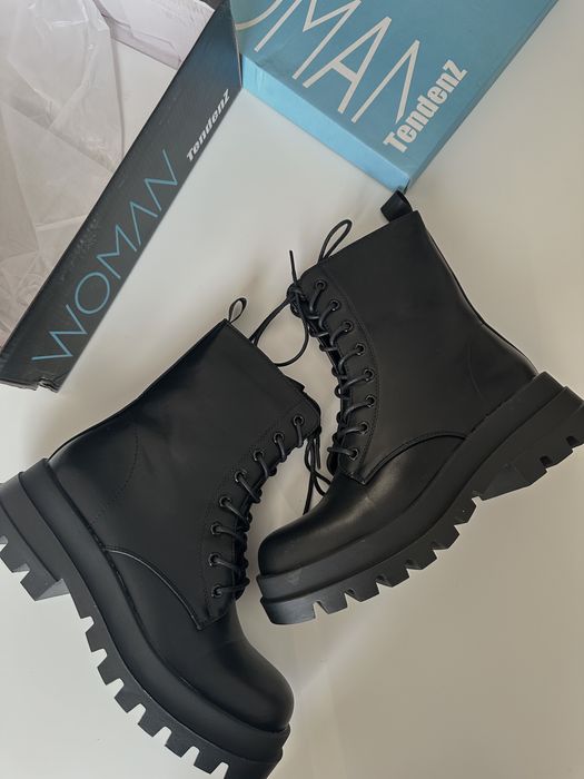 Черни кожени боти- 38