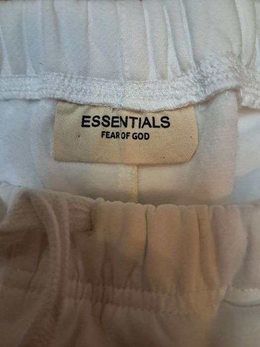 Pantaloni Essentials