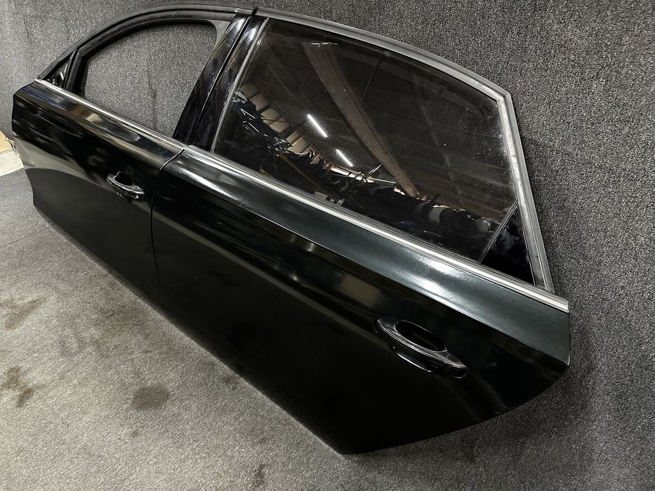 Usa portiera stanga fata spate Audi a8 D4 Long demontare