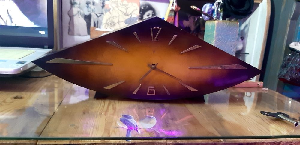 Часы советские Весна