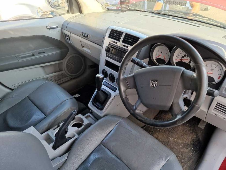 dezmembrez dezmembrari dodge caliber 1.8 110kw an 2009