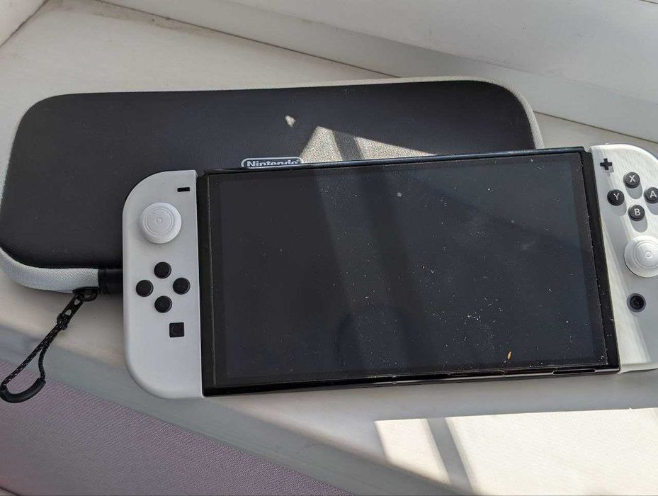 Switch Oled + игра Diablo 3