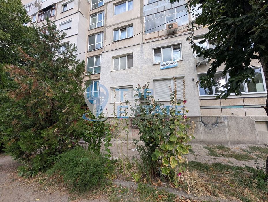 Продава се Двустаен апартамент в София, Надежда 2 - 42 кв.м за 3096 €/кв.м - Снимка #11