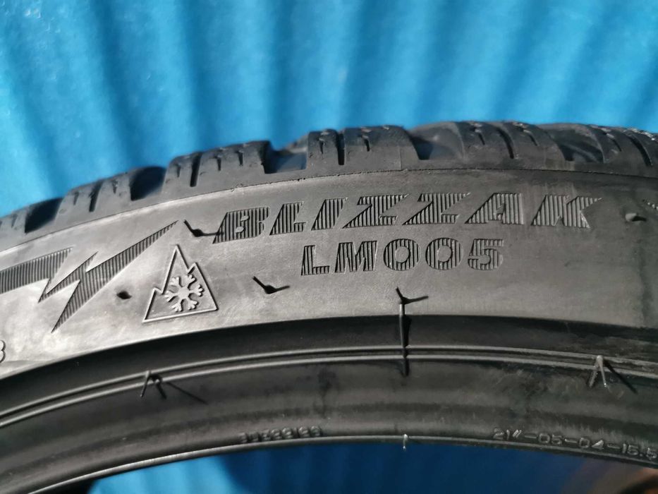 255/35 R21 - 275/35 R21 bridgestone m+s 4 bucati