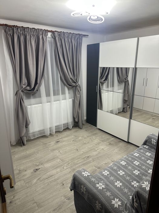 Casă de vânzare, Secuieni