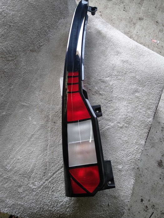 Ляв стоп WV Caddy 2022 година