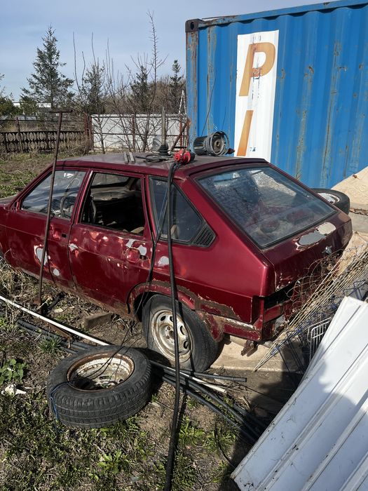 Машина Ваз 21099