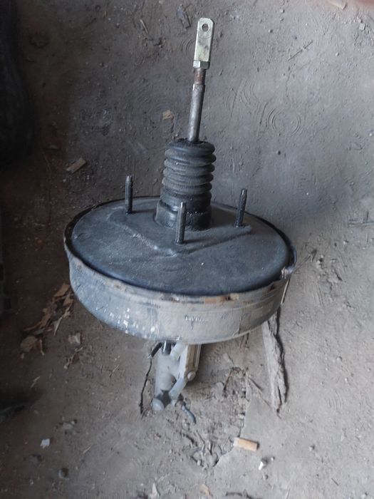 Спирачен сервоусилвател Toyota previa 2.0d d4d 116кс  Тойота превиа