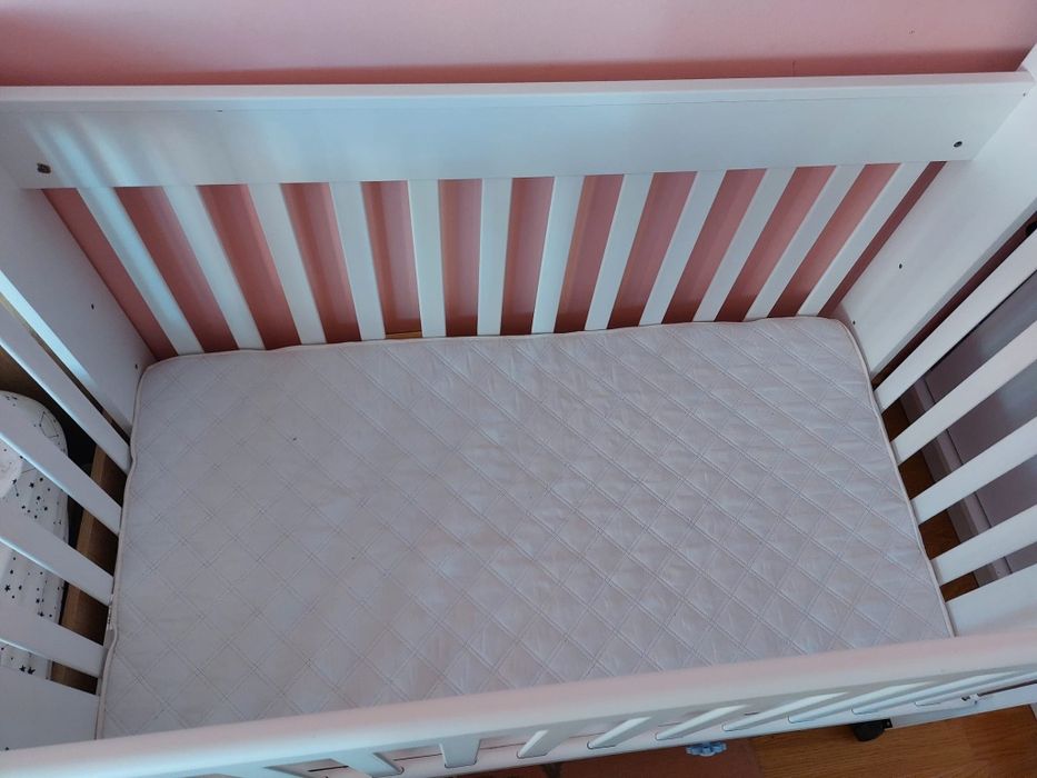 Patut pentru copii cu sertar  alb
