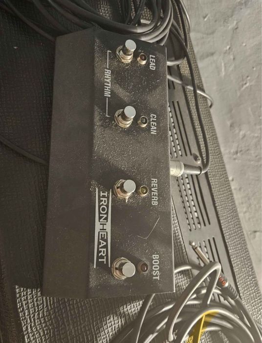 Amplificator Laney cu pedala