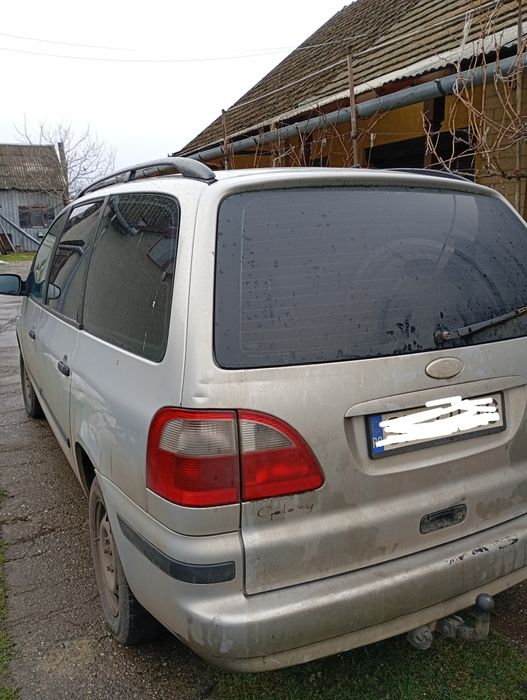 Vand Ford Galaxy din anul 2000