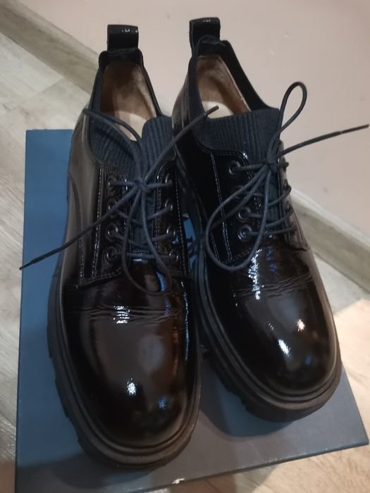 Обувки "Badura"  - 39 номер