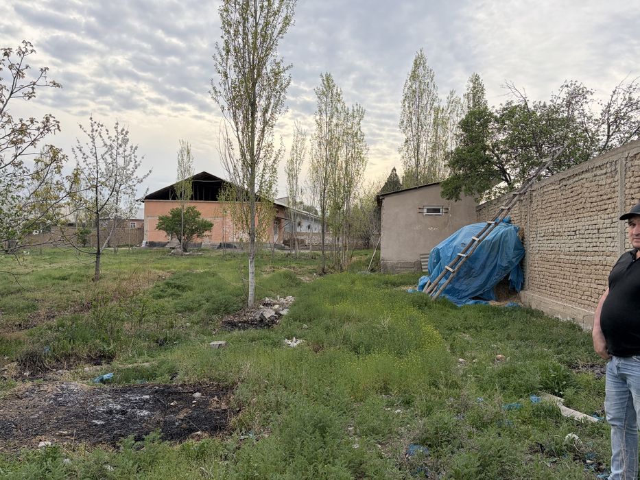 Turar joy sotiladi. Dokumentlari tinniq 15 sotih