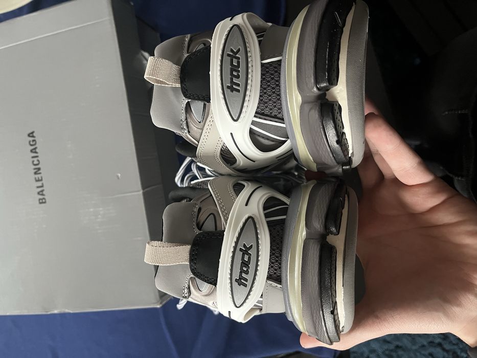 Pantofi Balenciaga Track Gri/Alb Bǎrbati premium