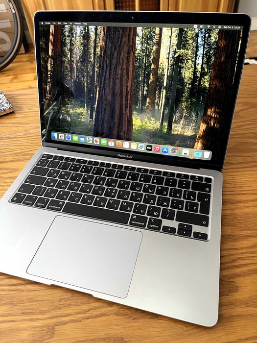 Macbook Air 13" M1 256Gb 8Gb руска подредба