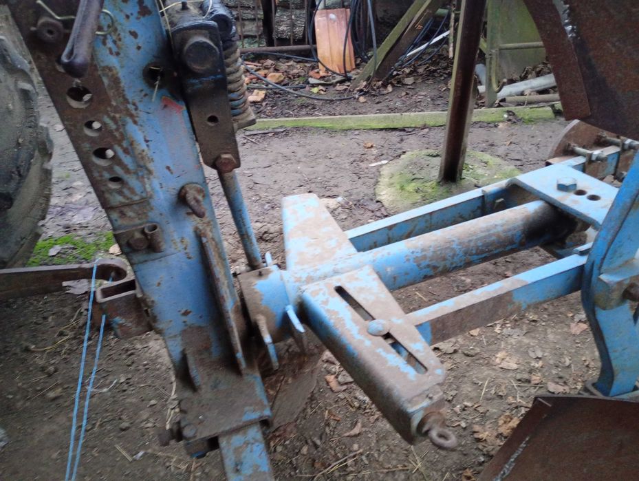 Tractor utb 445 cu carte CIV