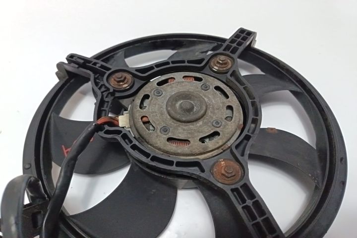 Electroventilator / Ventilator AC Audi A4 B5
