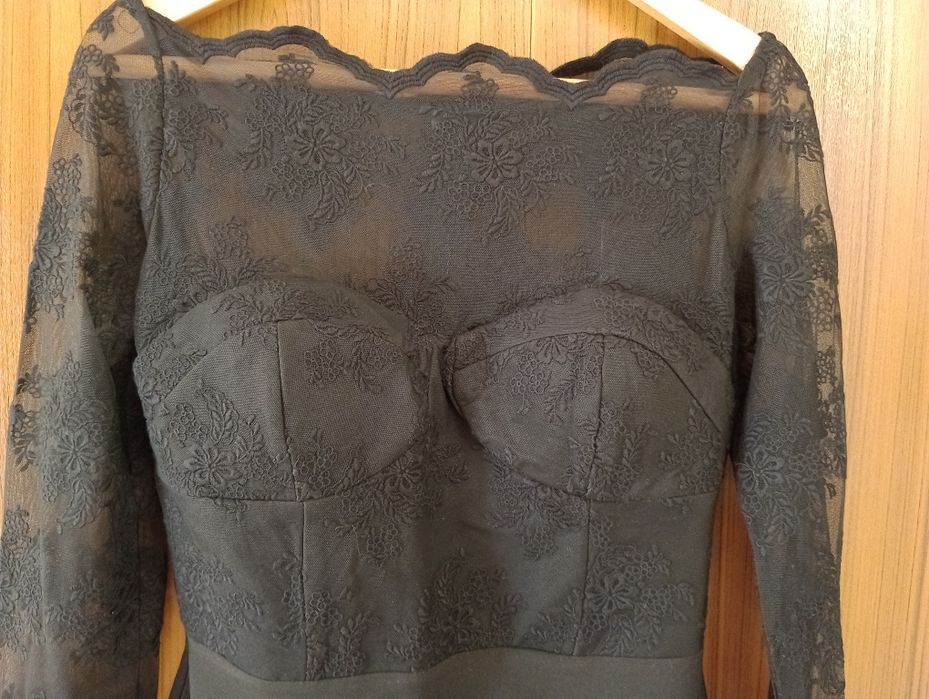 Черна официална рокля