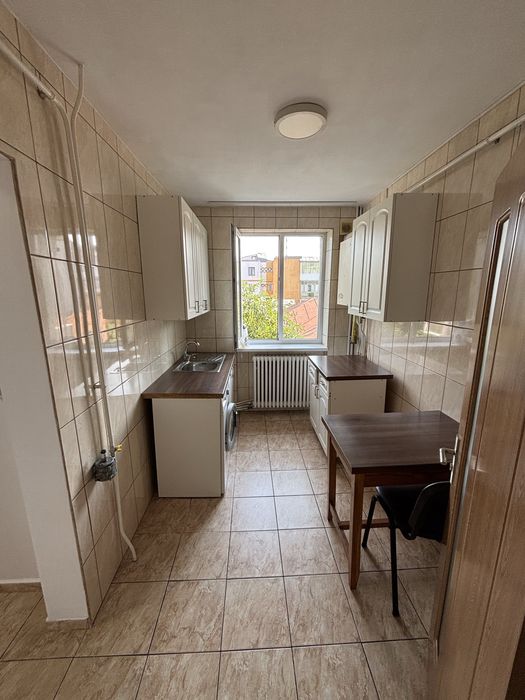 Apartament semidecomandat 2 camere