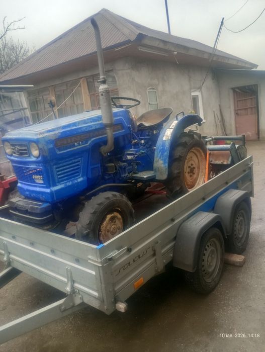 Vând tractor Hinamoto