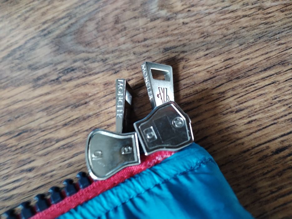 moncler - мъжко яке Л  отлично състояние