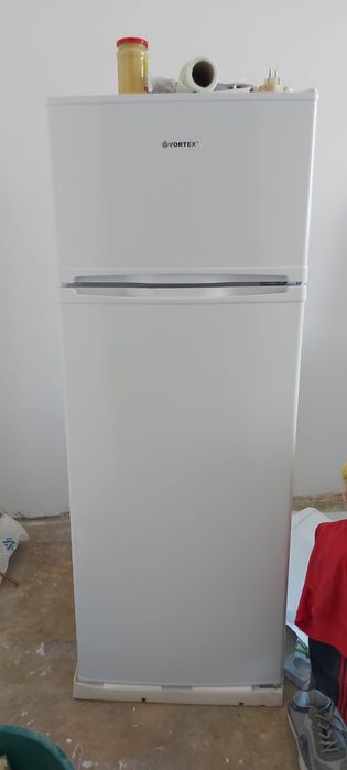 Frigider vortex de 206 litri