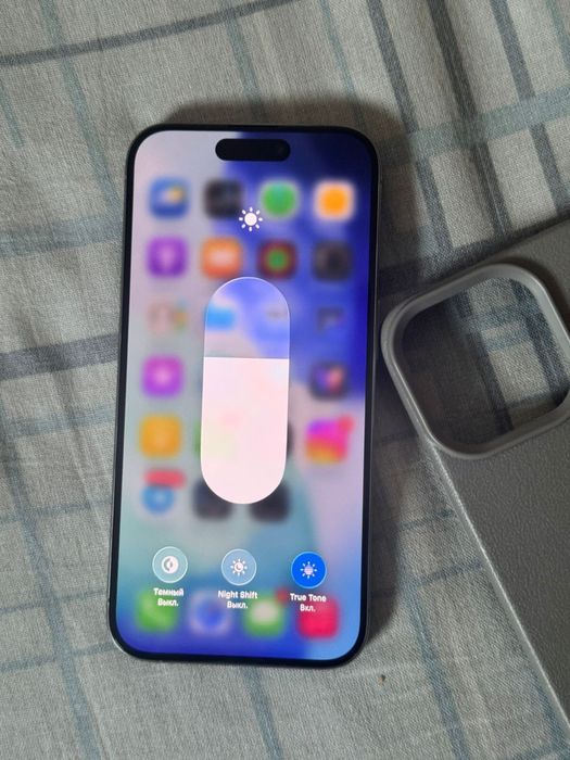 Продам айфон 15 про 256гб без ремонт 94%