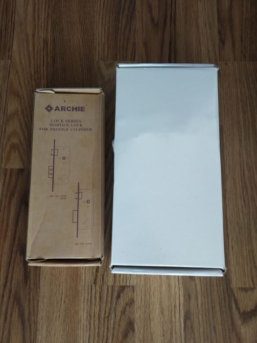 Продается дверной замок "ARCHIE"