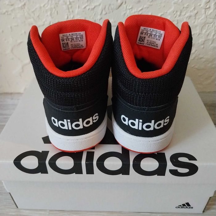 Детски кецове Adidas Hoops Mid 2.0