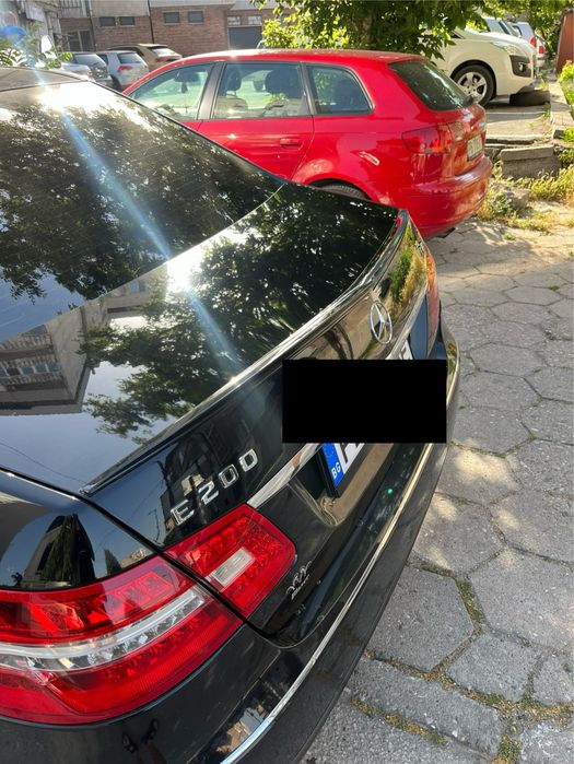 Лип спойлер заден W212