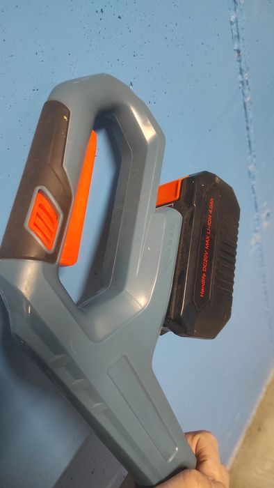 Електрически безжичен тример